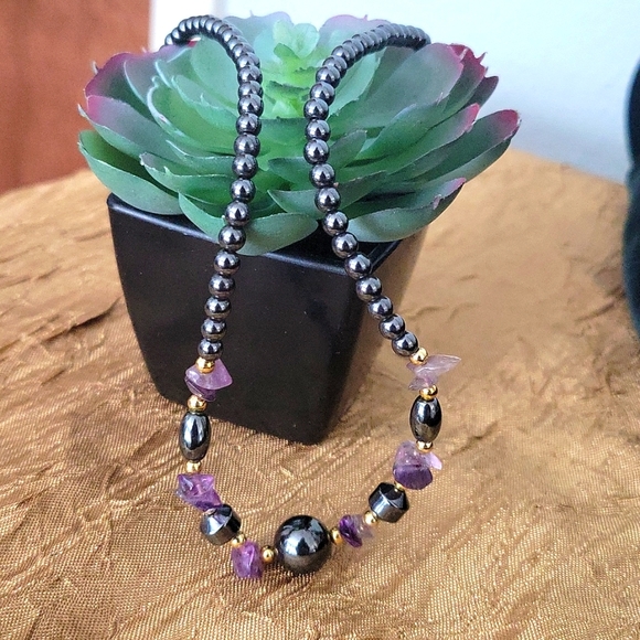 Vintage Amethyst and Hematite Beaded Necklace - Picture 2 of 8